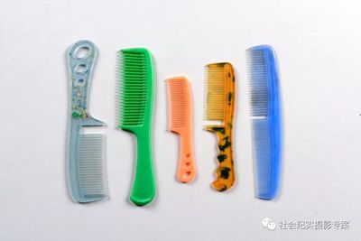 消失的青春见证 打工者日常用品里的时间烙印